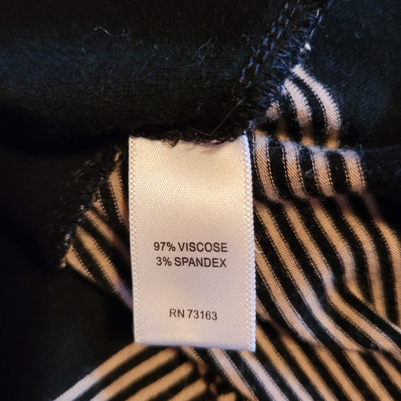 Cable and Gauge Women's Pullover Top Short Sleeves Sz XL - Picture 4 of 6